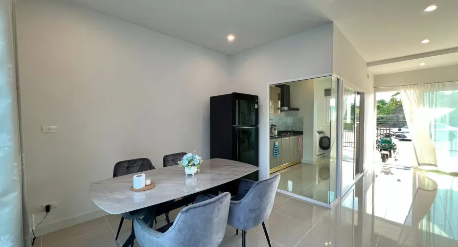 Casa adosada en alquiler de 3 habitaciones en Mueang Phuket, Phuket