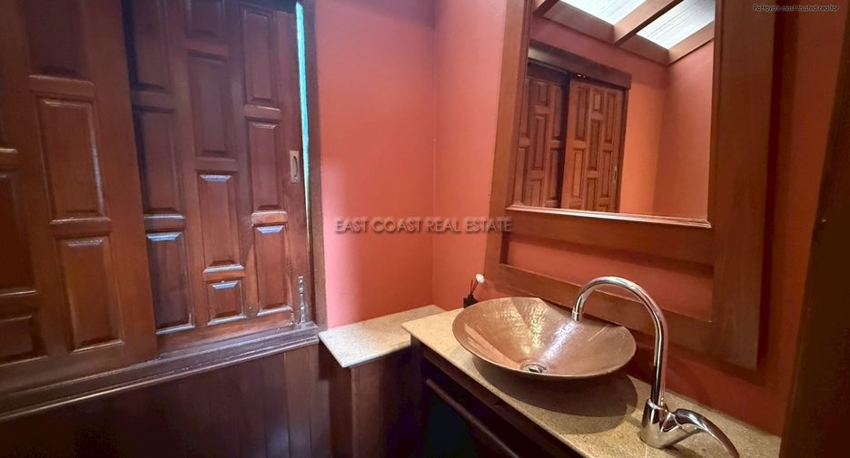 Haus zum Kauf und zur Miete mit 4 Zimmer in Jomtien, Pattaya