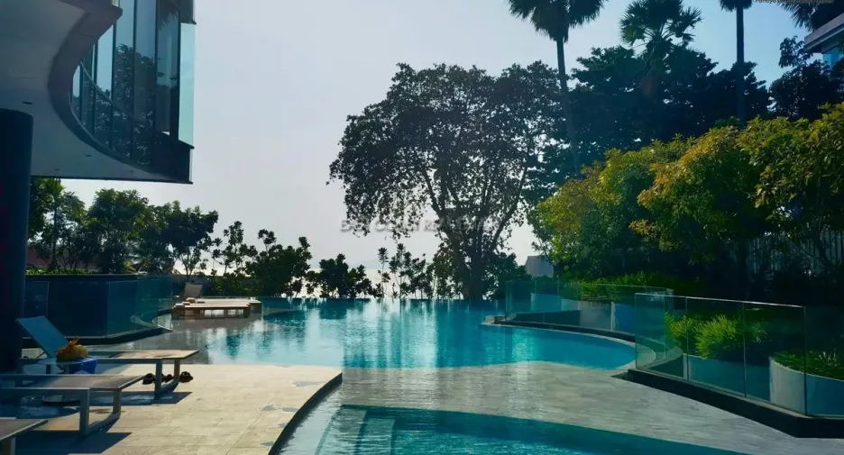 For rent and for sale 1 bed condo in Bang Lamung, Chonburi