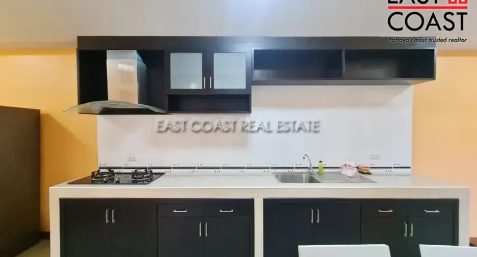 Casa en alquiler y en venta de 2 habitaciones en Bang Lamung, Chonburi