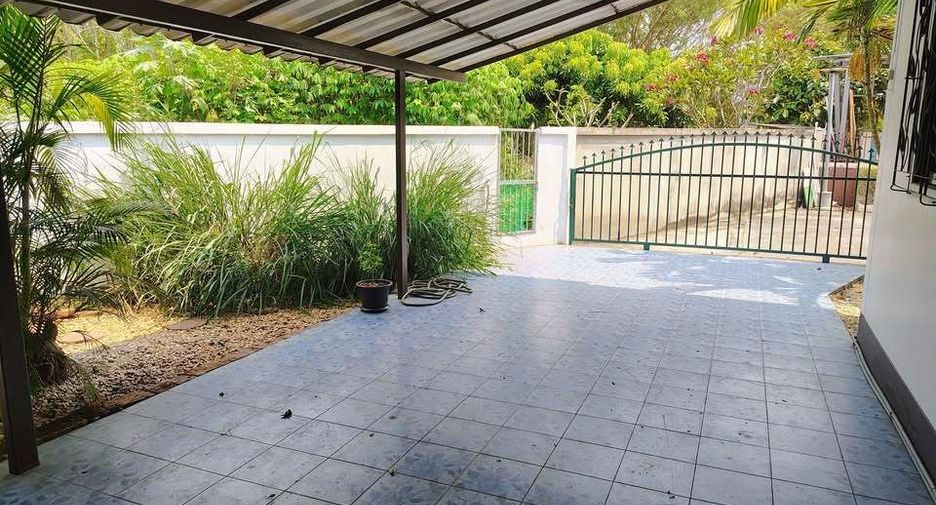 For sale 3 bedrooms house in Doi Saket, Chiang Mai
