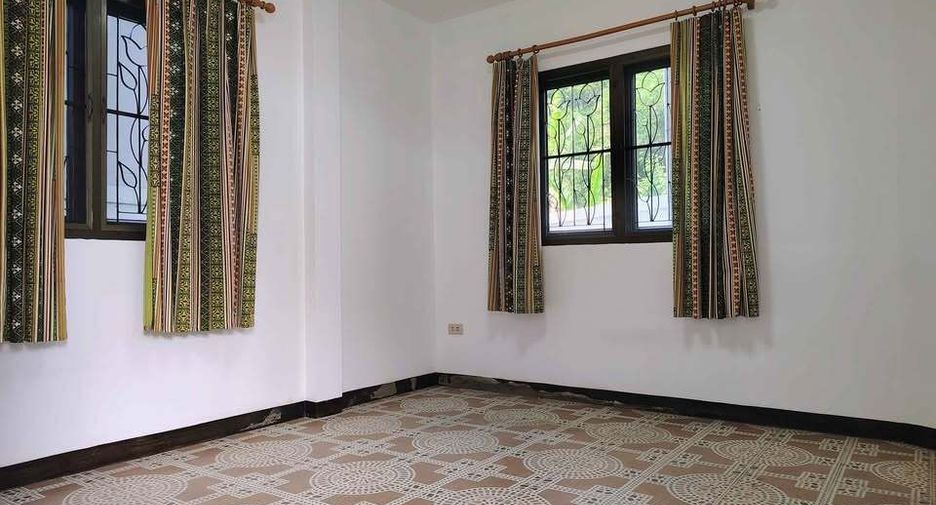 For sale 3 bedrooms house in Doi Saket, Chiang Mai