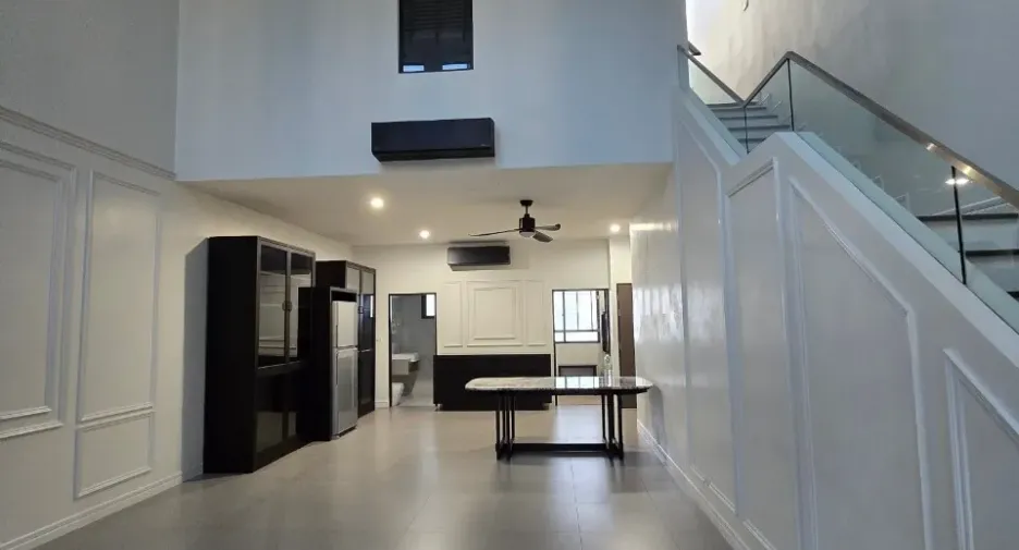 À vendre et à louer 3 chambres maison de ville à Bang Kruai, Nonthaburi
