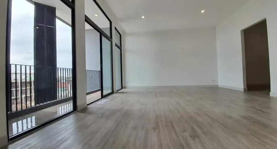 À vendre et à louer 3 chambres maison de ville à Bang Kruai, Nonthaburi