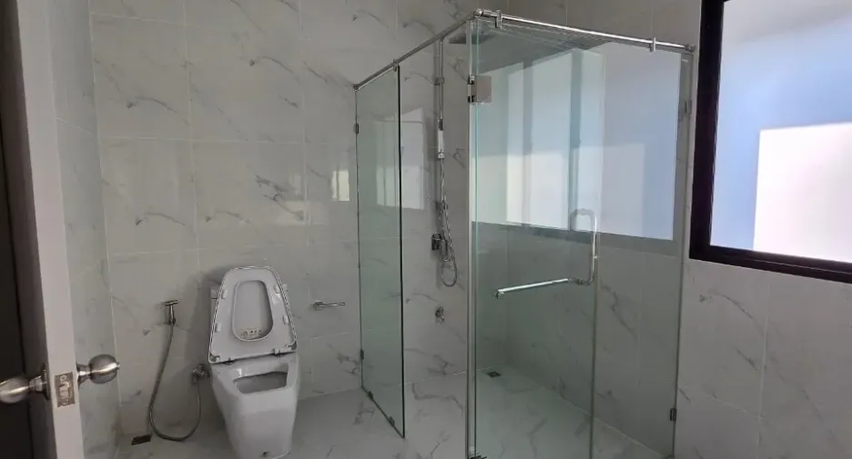 À vendre et à louer 3 chambres maison de ville à Bang Kruai, Nonthaburi