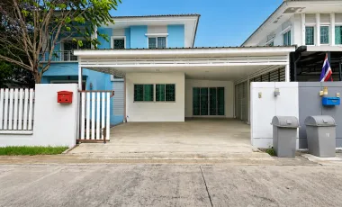Casa en alquiler de 3 habitaciones en Mueang Pathum Thani, Pathum Thani