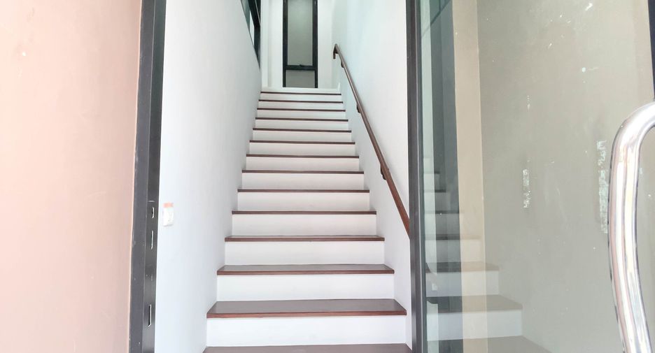Büro zum Kauf in Phutthamonthon, Nakhon Pathom