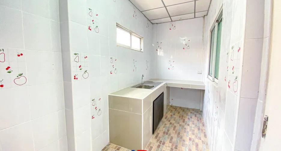 For sale 3 bedrooms townhouse in Sam Phran, Nakhon Pathom