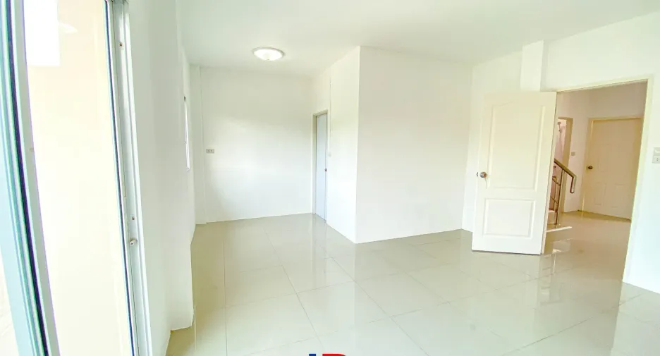 For sale 3 bedrooms townhouse in Sam Phran, Nakhon Pathom