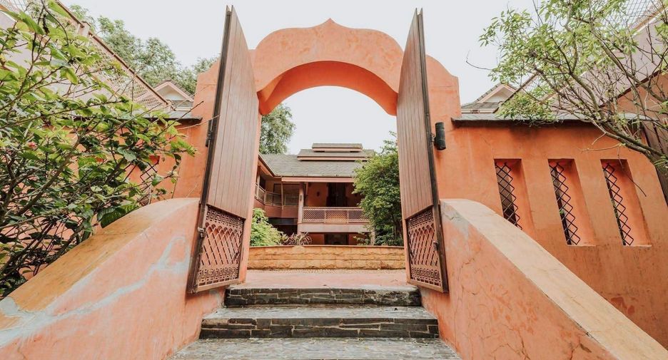 For sale and for rent 5 bedrooms villa in Mae Rim, Chiang Mai