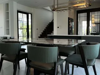 For sale 5 bedrooms house in Hang Dong, Chiang Mai