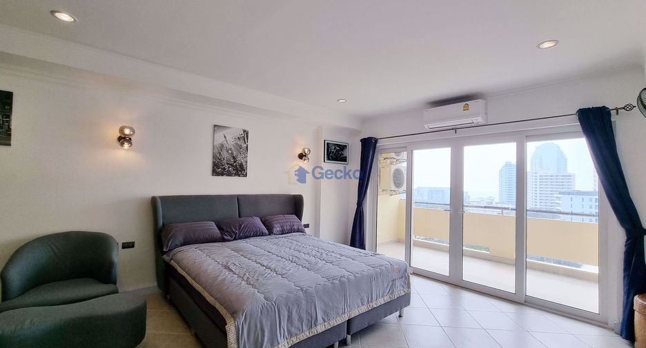For sale 2 bedrooms condo in Pratumnak, Pattaya