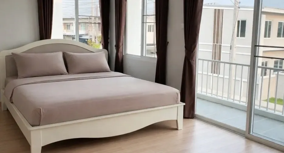 For rent 3 bedrooms house in San Sai, Chiang Mai