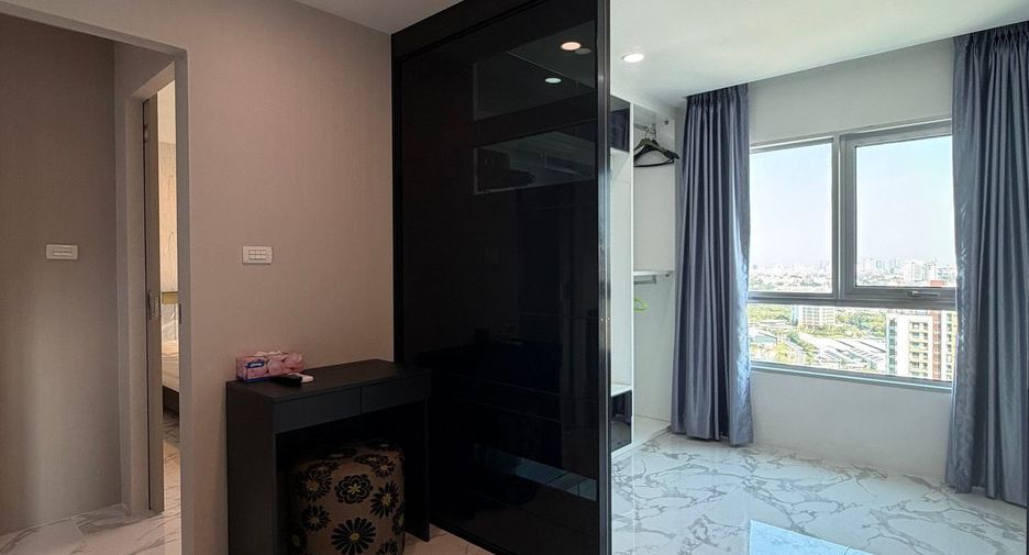 For sale and for rent 2 bedrooms condo in Huai Khwang, Bangkok