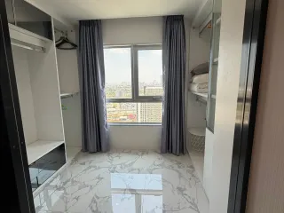 For sale and for rent 2 bedrooms condo in Huai Khwang, Bangkok