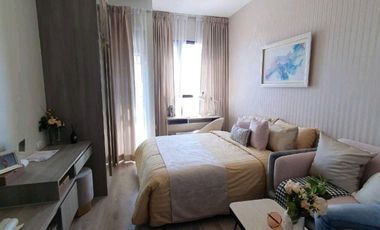 À vendre et à louer studio condo à Watthana, Bangkok