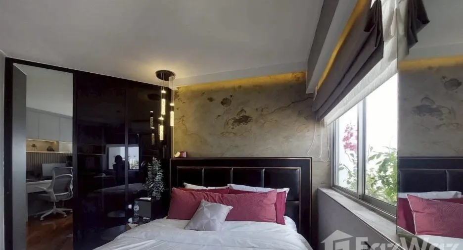 For rent 2 bedrooms condo in Chatuchak, Bangkok