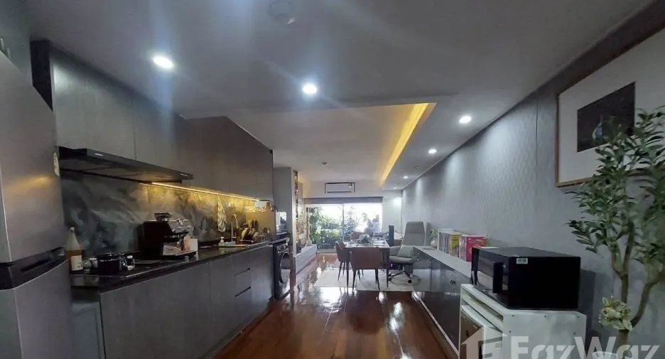 For rent 2 bedrooms condo in Chatuchak, Bangkok