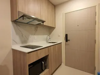 Wohnung zur Miete mit 1 Zimmer in Suan Luang, Bangkok