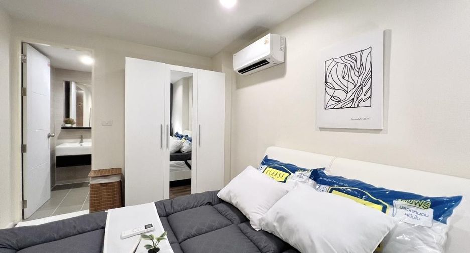 For rent 2 bedrooms condo in Bang Kapi, Bangkok