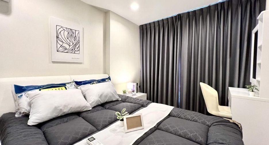 For rent 2 bedrooms condo in Bang Kapi, Bangkok