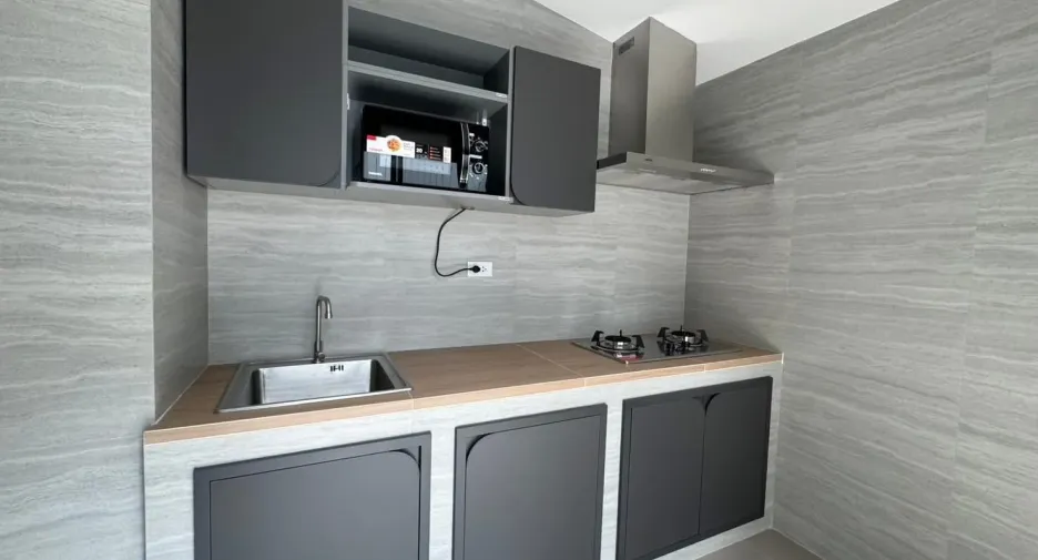 For rent 3 bedrooms townhouse in Bang Phli, Samut Prakan