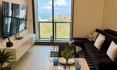 À vendre et à louer 2 chambres condo à Pratumnak, Pattaya