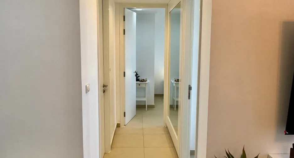 出售 和 出租 2 卧室 公寓 在 Pratumnak, 芭提雅
