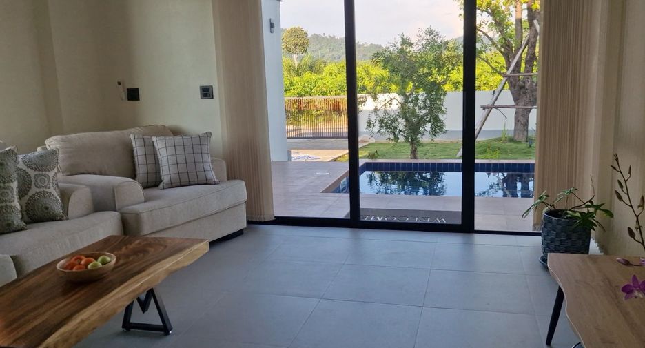 For sale 3 bedrooms villa in Takua Thung, Phang Nga