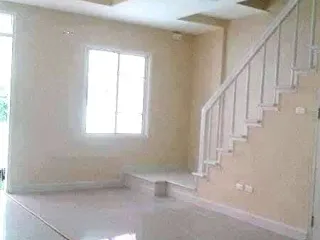 Casa adosada en venta y en alquiler de 3 habitaciones en Sai Mai, Bangkok