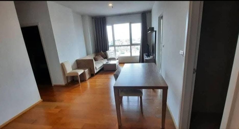 For rent 2 bedrooms condo in Khlong San, Bangkok