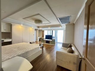 For rent 4 ベッドルーム condo in Watthana, Bangkok