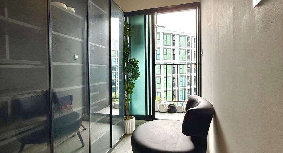 For rent 2 bedrooms condo in Suan Luang, Bangkok