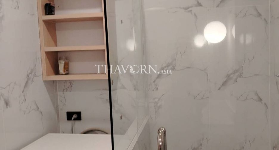 For sale studio condo in Pratumnak, Pattaya