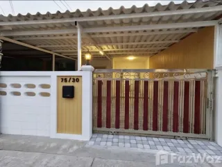 Продажа 2 спальни таунхаус в Банг Ламунг, Чонбури
