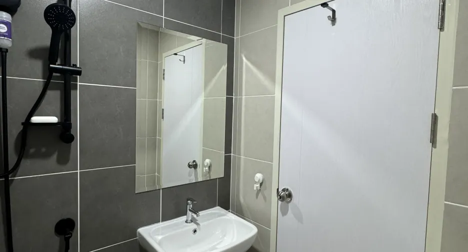 For rent 3 bedrooms townhouse in Mueang Phuket, Phuket