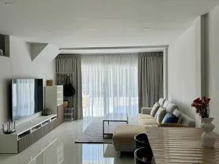 For rent 3 bedrooms townhouse in Mueang Phuket, Phuket