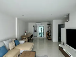 For rent 3 bedrooms townhouse in Mueang Phuket, Phuket