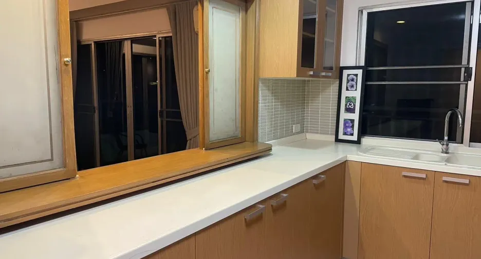 For rent 2 bedrooms condo in Sathon, Bangkok
