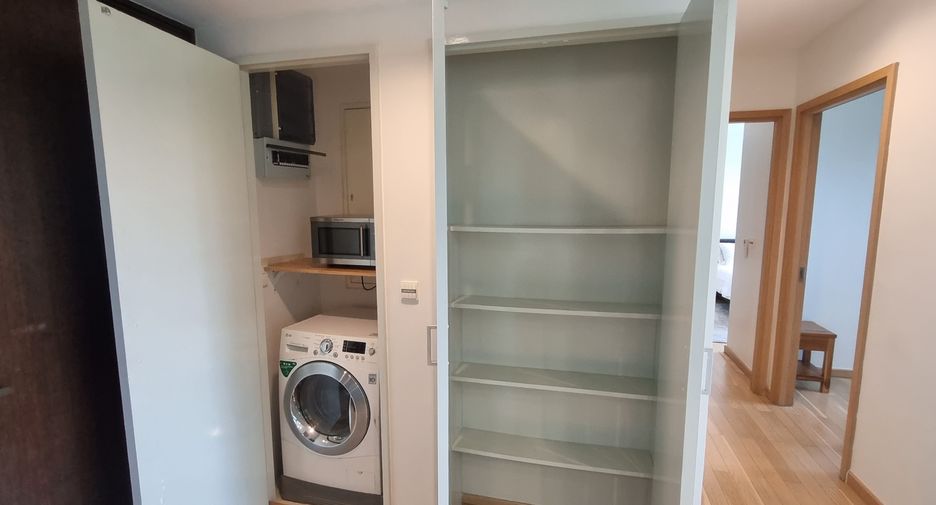 For sale 2 bedrooms apartment in Khlong Toei, Bangkok