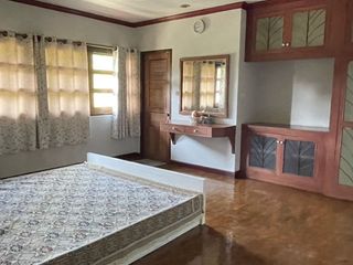 À louer 4 chambres maison à Mueang Chiang Mai, Chiang Mai