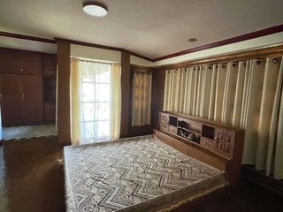 À louer 4 chambres maison à Mueang Chiang Mai, Chiang Mai