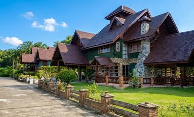 For rent 4 bedrooms house in Mueang Chiang Mai, Chiang Mai