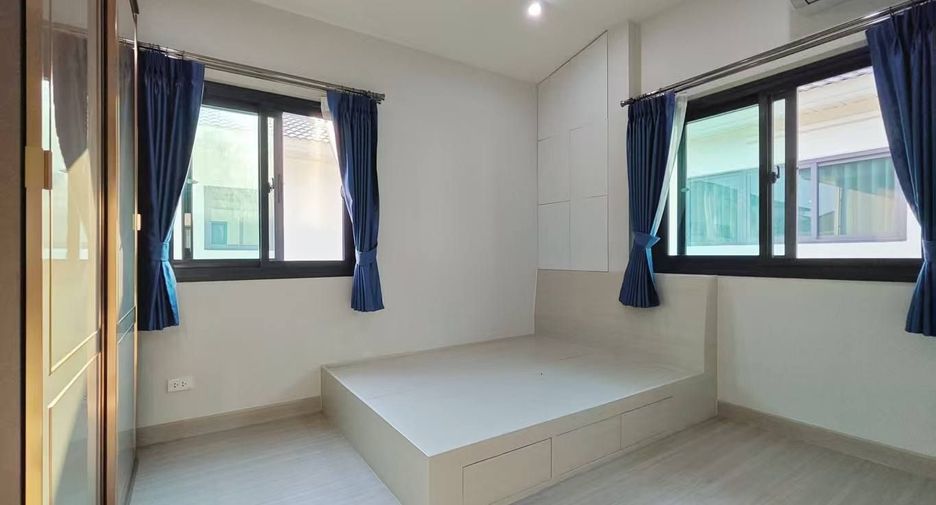 Haus zur Miete mit 4 Zimmer in San Kamphaeng, Chiang Mai