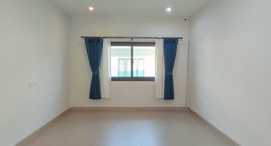 Haus zur Miete mit 4 Zimmer in San Kamphaeng, Chiang Mai