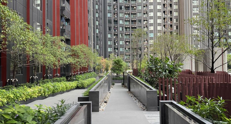 For sale and for rent 1 bed condo in Huai Khwang, Bangkok