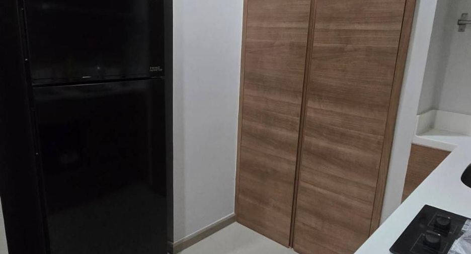 For rent 2 bedrooms condo in Phaya Thai, Bangkok