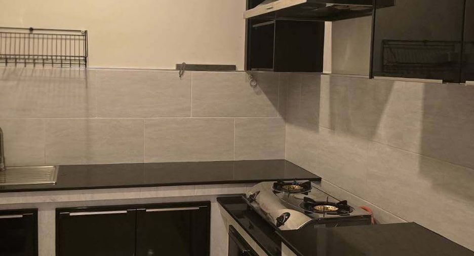 For rent 4 bedrooms house in Prawet, Bangkok