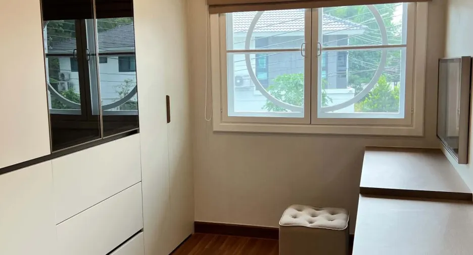 For rent 4 bedrooms house in Hang Dong, Chiang Mai