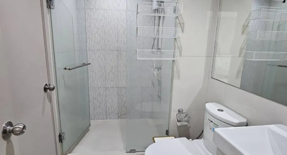 For rent 2 ベッドルーム condo in Khlong Toei, Bangkok